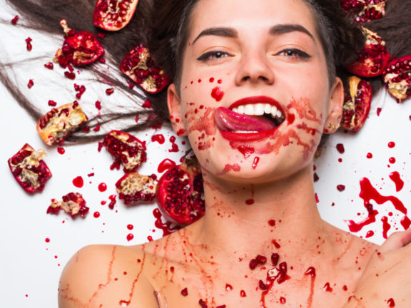 Mezoterapia osoczem bogatopłytkowym REGENERIS, wampirzy lifting - Akademia Rzeźbienia Twarzy, dr Wojciech Marusza